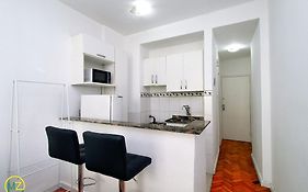 Studio muito economico p/ 3 pessoas em Copacabana